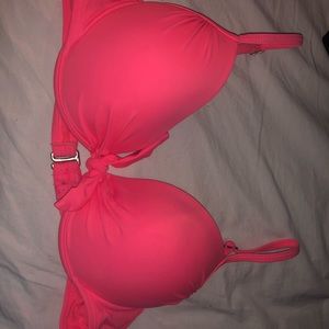 HOT PINK BIKINI TOP SIZE M 💖💖💖